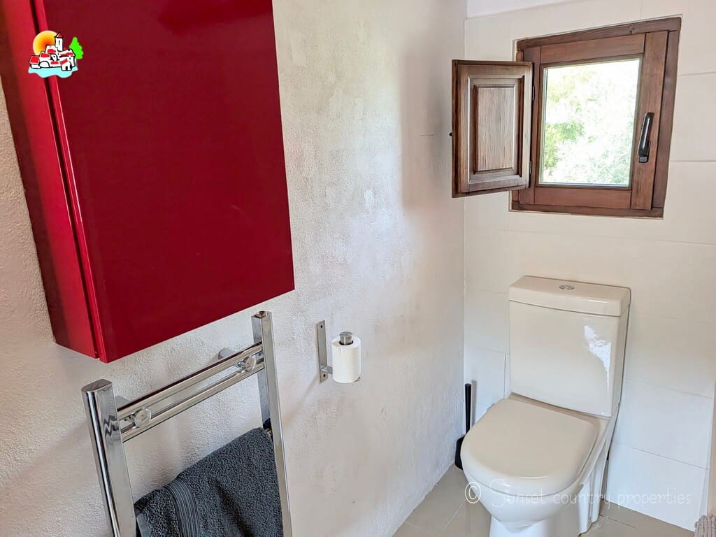 7 soverom Finca/Herregård til salgs i Ventorros de San Jose med svømmebasseng garasje - € 399 000 (Ref: 10145267)