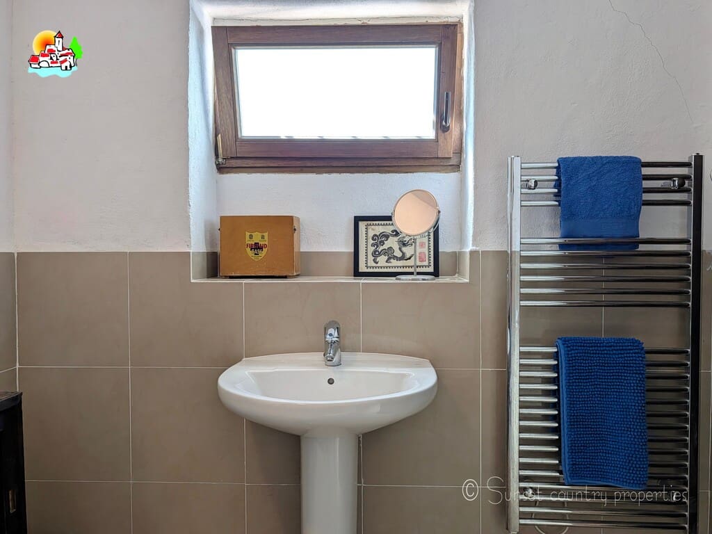 7 soverom Finca/Herregård til salgs i Ventorros de San Jose med svømmebasseng garasje - € 399 000 (Ref: 10145267)