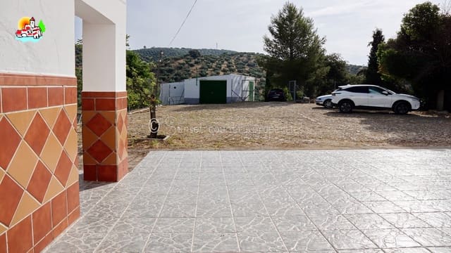 4 bedroom Finca/Country House for sale in Algarinejo with garage - € 169,000 (Ref: 10145268)