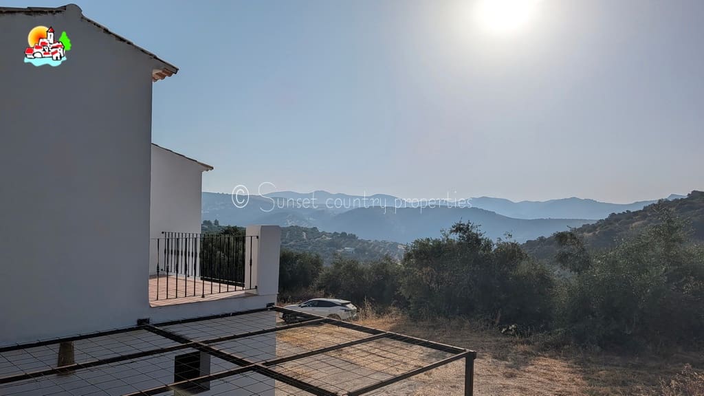 3 bedroom Finca/Country House for sale in Algarinejo with garage - € 169,000 (Ref: 10145271)