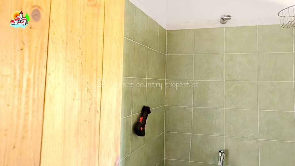 3 bedroom Finca/Country House for sale in Algarinejo with garage - € 169,000 (Ref: 10145271)