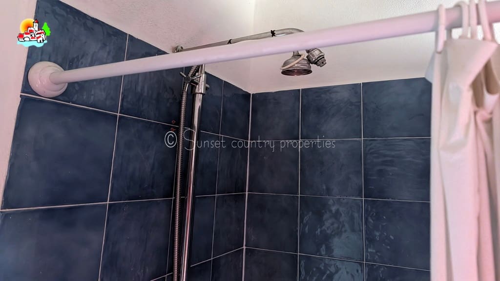 3 bedroom Finca/Country House for sale in Algarinejo with garage - € 169,000 (Ref: 10145271)