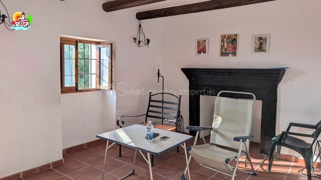 3 bedroom Finca/Country House for sale in Algarinejo with garage - € 169,000 (Ref: 10145271)