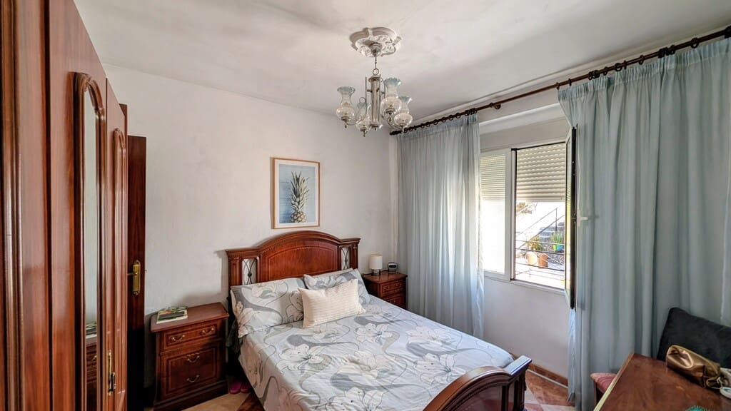 3 Zimmer Haus zu verkaufen in Rute - 94.000 € (Ref: 10145273)