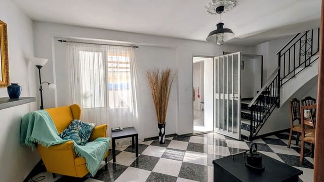 3 Zimmer Haus zu verkaufen in Rute - 94.000 € (Ref: 10145273)