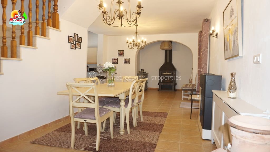 4 soverom Finca/Herregård til salgs i Fuente Camacho med svømmebasseng garasje - € 649 950 (Ref: 10145280)