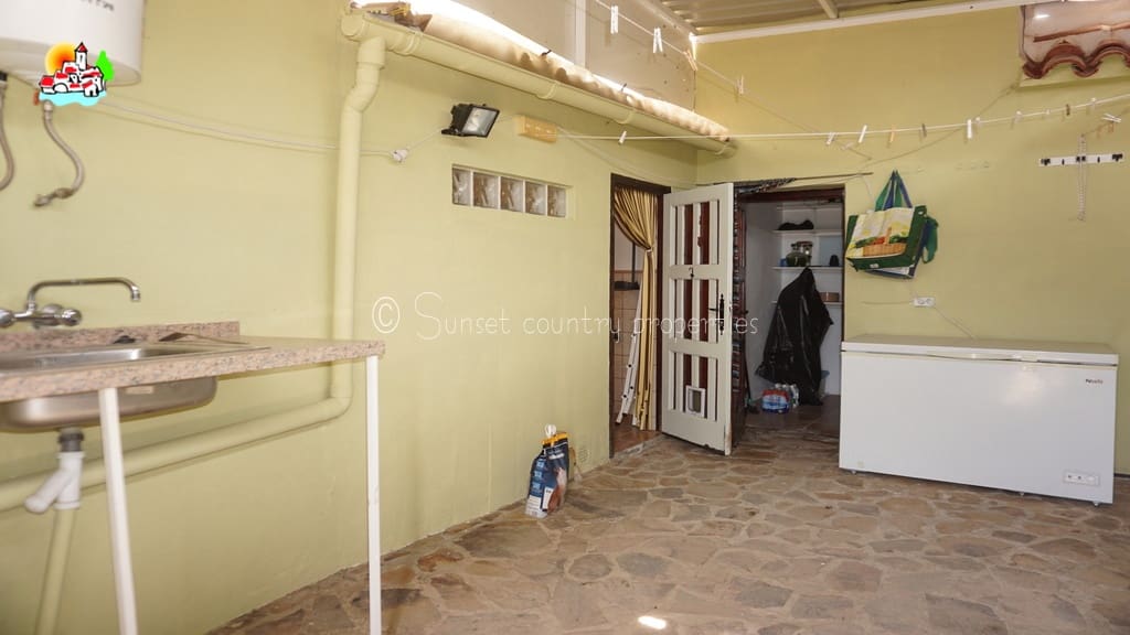 3 camera da letto Finca/Casa di Campagna in vendita in Iznajar con garage - 249.950 € (Rif: 10145283)