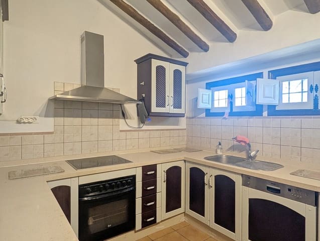 3 sypialnia Finka/Dom wiejski na sprzedaż w Iznájar z garażem - 249 950 € (Ref: 10145283)