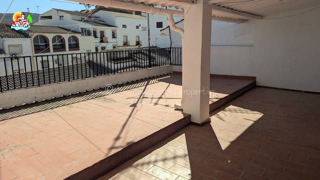 3 sypialnia Mieszkanie na sprzedaż w Iznájar - 69 900 € (Ref: 10145286)