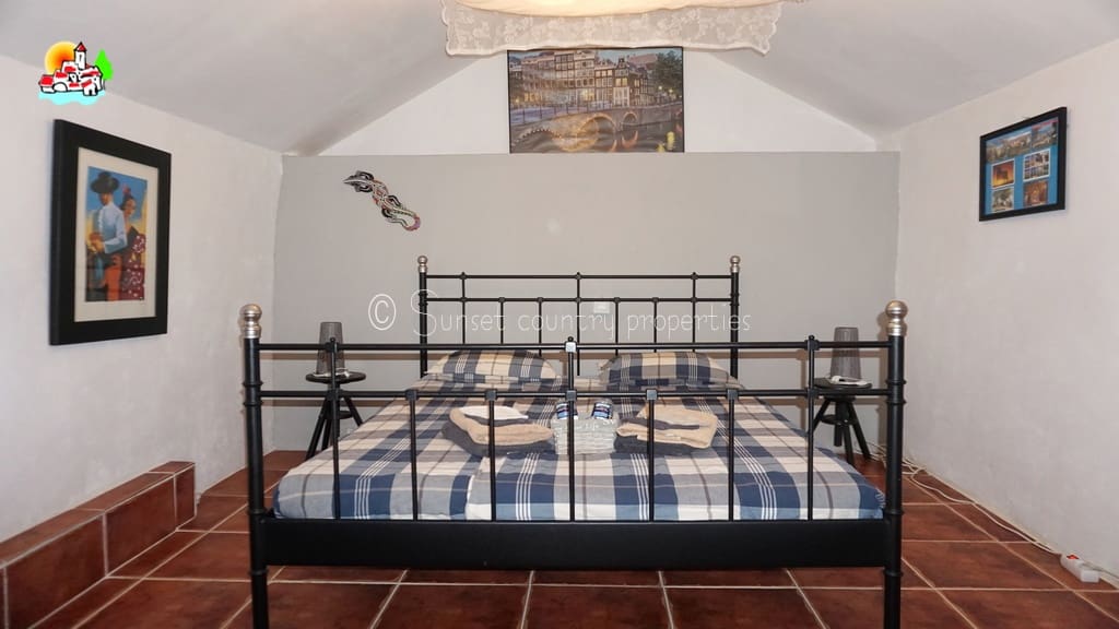6 quarto Quinta/Casa Rural para venda em Archidona com piscina garagem - 425 000 € (Ref: 10145287)