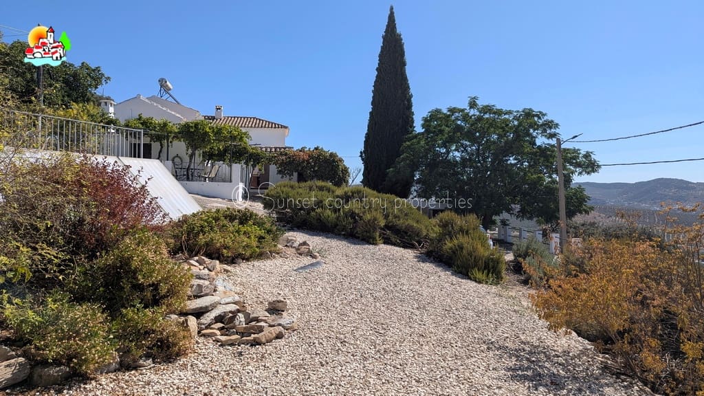 4 camera da letto Finca/Casa di Campagna in vendita in Iznajar con piscina garage - 275.000 € (Rif: 10145288)