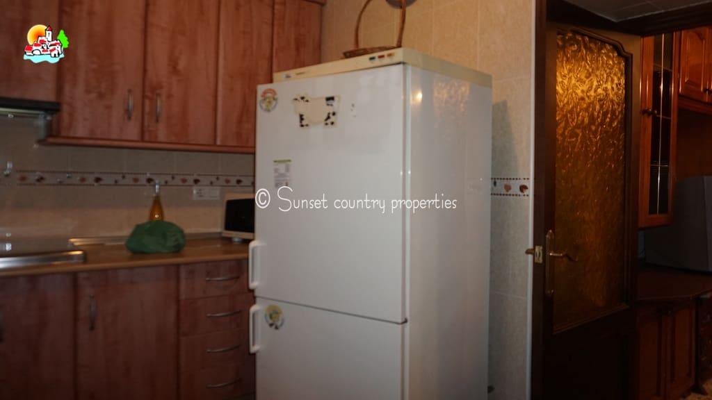 4 Zimmer Haus zu verkaufen in Iznajar - 114.800 € (Ref: 10145289)