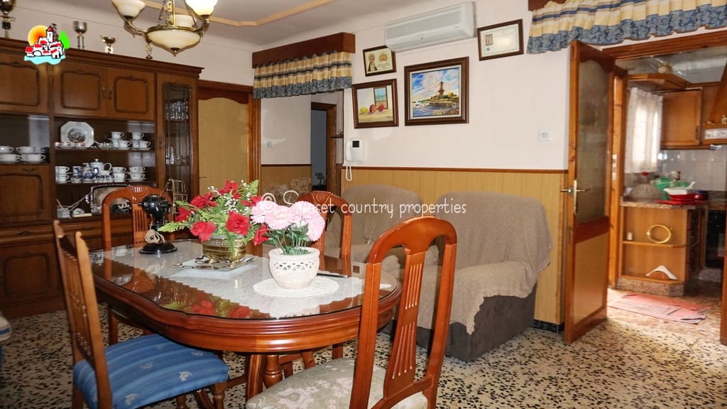 4 Zimmer Haus zu verkaufen in Iznajar - 114.800 € (Ref: 10145289)