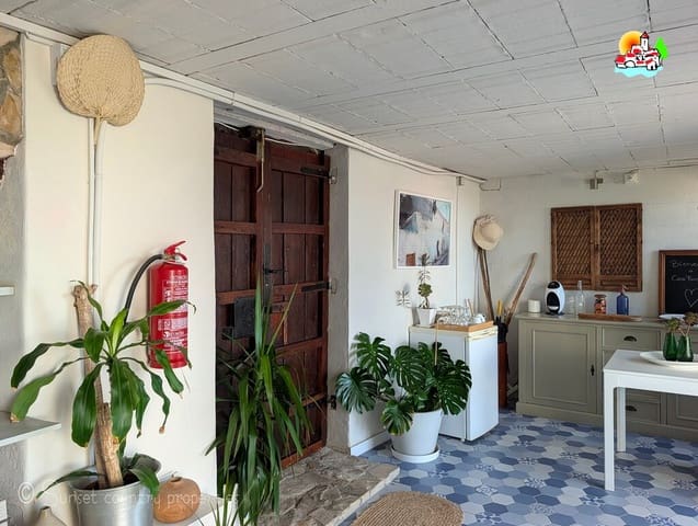 6 sypialnia Pensjonat na sprzedaż w Villanueva de Algaidas z basenem - 599 000 € (Ref: 10173362)
