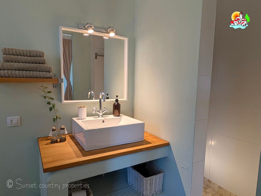 6 sypialnia Pensjonat na sprzedaż w Villanueva de Algaidas z basenem - 599 000 € (Ref: 10173362)