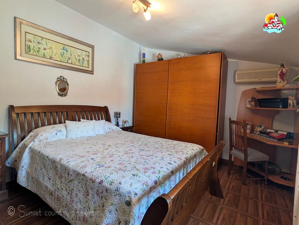 3 bedroom Townhouse for sale in Archidona - € 145,000 (Ref: 10184139)