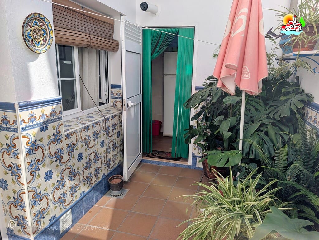 3 bedroom Townhouse for sale in Archidona - € 145,000 (Ref: 10184139)