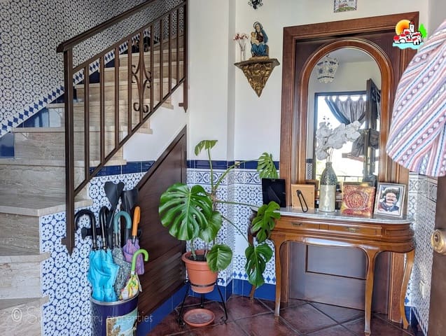 3 bedroom Townhouse for sale in Archidona - € 145,000 (Ref: 10184139)