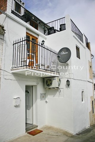 2 soverom Hus til salgs i Iznájar - € 64 000 (Ref: 2975185)