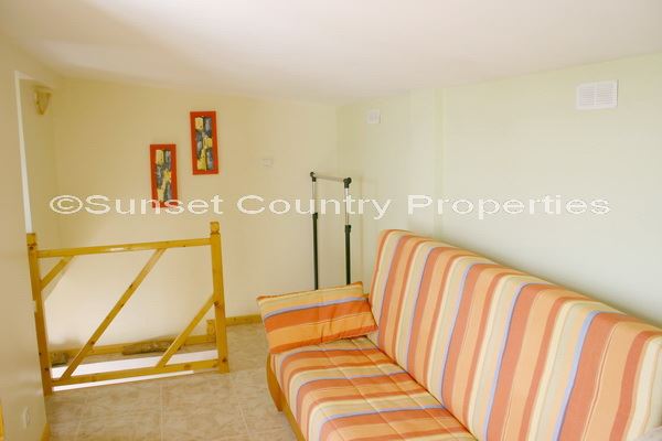 2 soverom Hus til salgs i Iznájar - € 64 000 (Ref: 2975185)