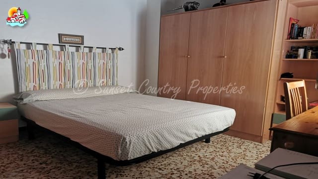 2 soverom Hus til salgs i Iznájar - € 114 000 (Ref: 6848197)