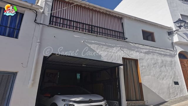 2 soverom Hus til salgs i Iznájar - € 114 000 (Ref: 6848197)