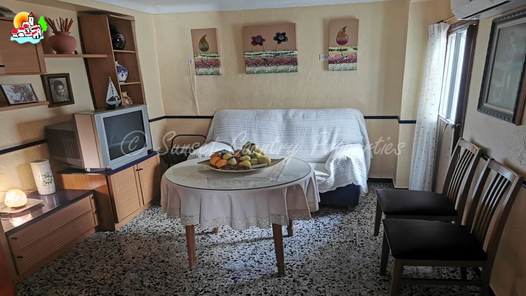 2 soverom Hus til salgs i Iznajar - € 114 000 (Ref: 6848197)