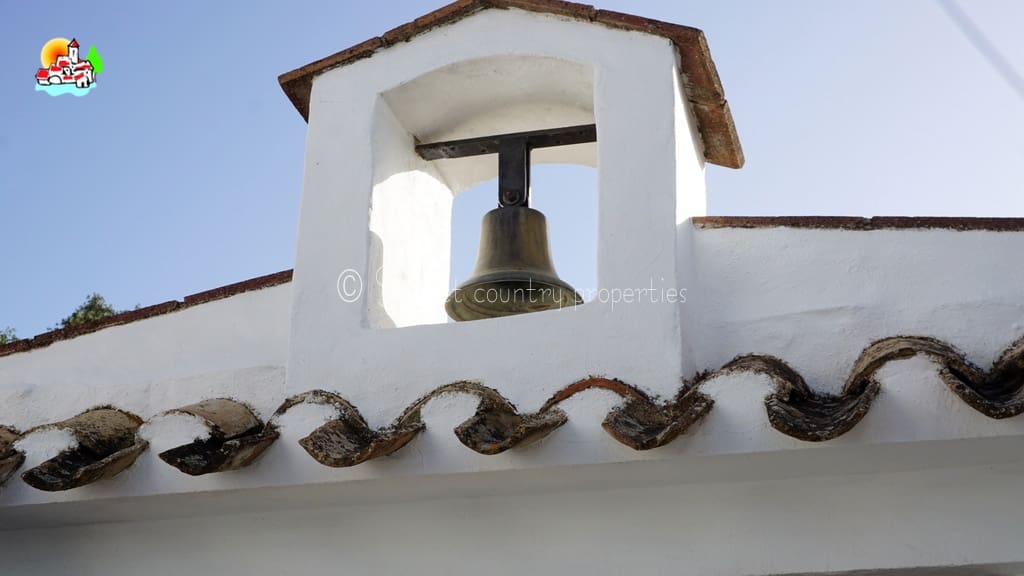 6 quarto Quinta/Casa Rural para venda em Iznajar com piscina - 465 000 € (Ref: 6935154)