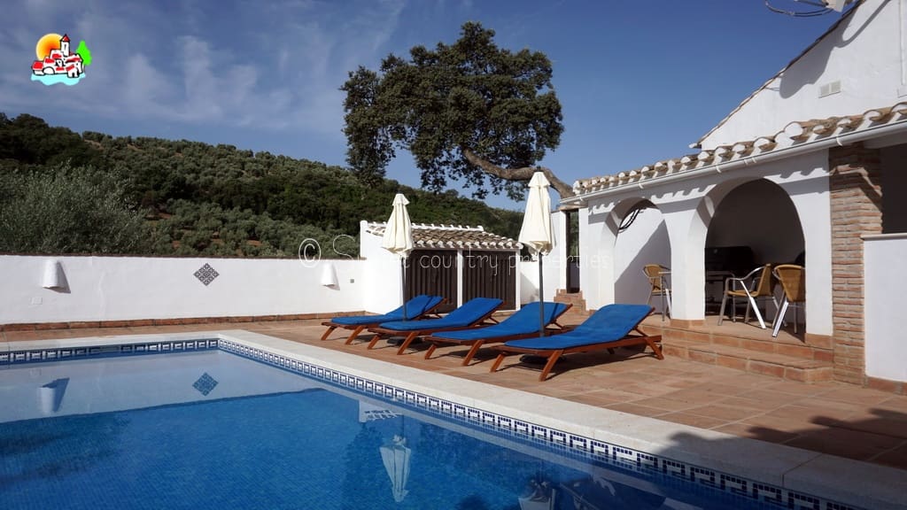 6 quarto Quinta/Casa Rural para venda em Iznajar com piscina - 465 000 € (Ref: 6935154)