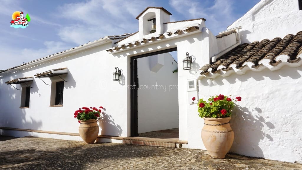 6 quarto Quinta/Casa Rural para venda em Iznajar com piscina - 465 000 € (Ref: 6935154)