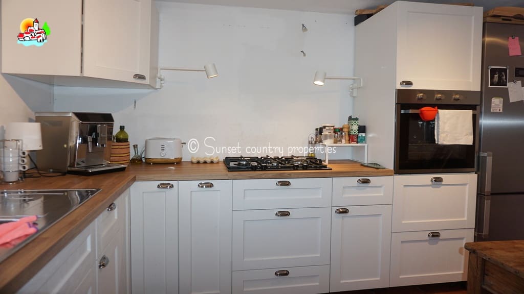 4 soveværelse Finca/Landehus til salg i Iznajar - € 189.000 (Ref: 8008042)