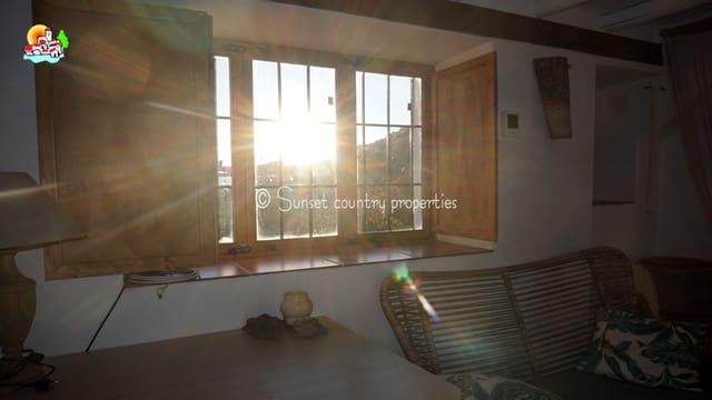 4 soveværelse Finca/Landehus til salg i Iznájar - € 189.000 (Ref: 8008042)