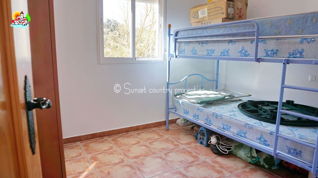 3 soveværelse Byhus til salg i Villanueva de Algaidas - € 79.999 (Ref: 8246618)