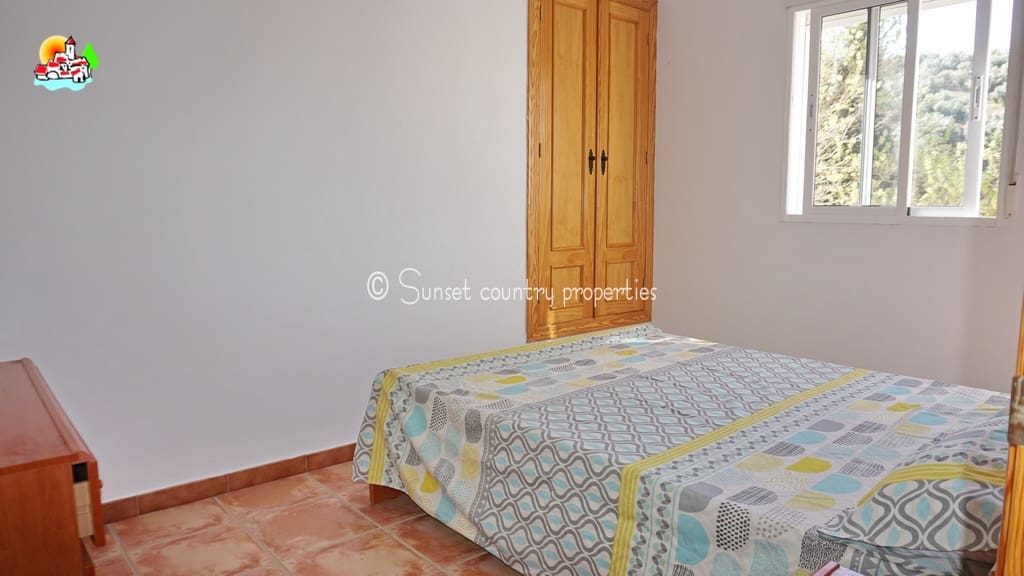 3 soveværelse Byhus til salg i Villanueva de Algaidas - € 79.999 (Ref: 8246618)