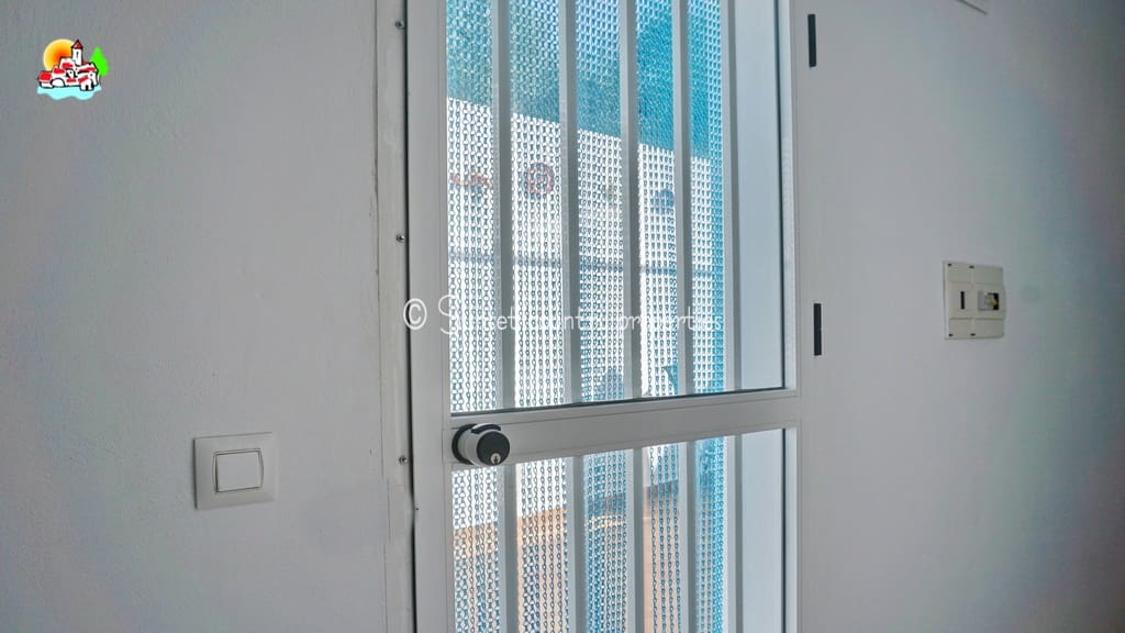 3 soveværelse Byhus til salg i Villanueva de Algaidas - € 79.999 (Ref: 8246618)