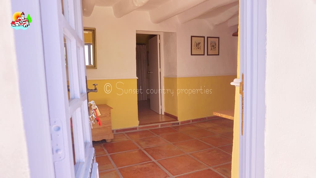4 quarto Quinta/Casa Rural para venda em Iznajar com piscina - 449 950 € (Ref: 8848262)