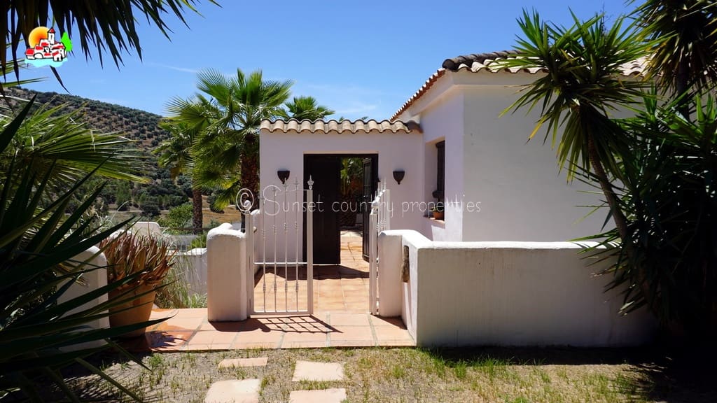 4 quarto Quinta/Casa Rural para venda em Iznajar com piscina - 449 950 € (Ref: 8848262)