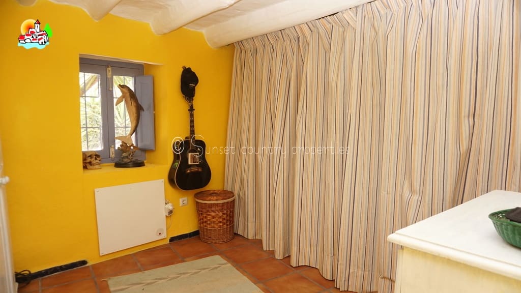 4 quarto Quinta/Casa Rural para venda em Iznajar com piscina - 449 950 € (Ref: 8848262)