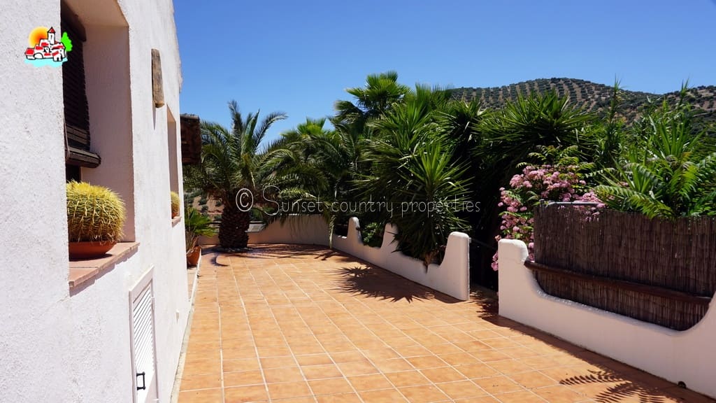 4 quarto Quinta/Casa Rural para venda em Iznajar com piscina - 449 950 € (Ref: 8848262)
