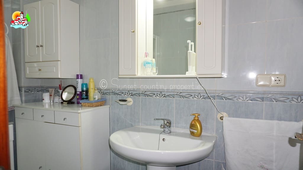 3 soveværelse Byhus til salg i Archidona - € 155.000 (Ref: 8850636)