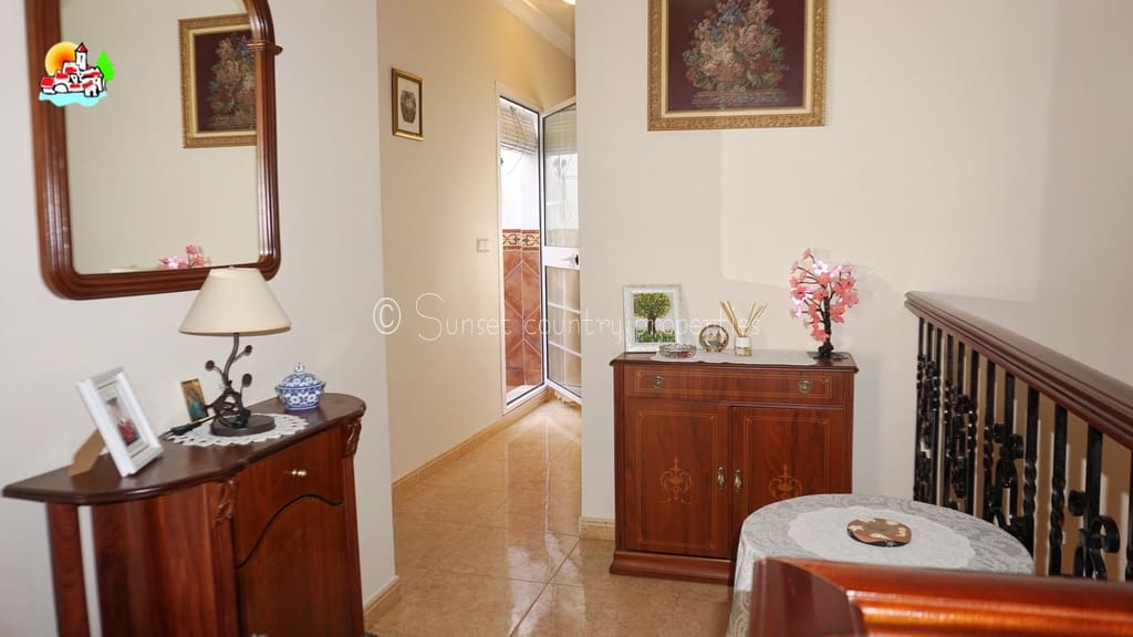 3 soveværelse Byhus til salg i Archidona - € 155.000 (Ref: 8850636)