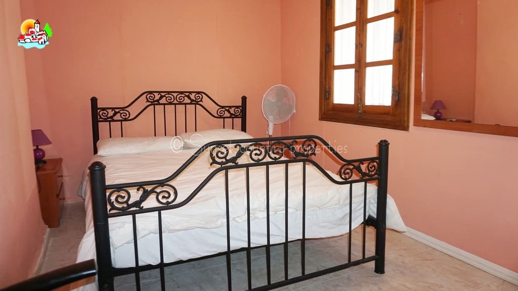 3 soveværelse Byhus til salg i Villanueva de Algaidas - € 119.950 (Ref: 9041386)