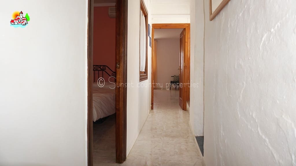 3 soveværelse Byhus til salg i Villanueva de Algaidas - € 119.950 (Ref: 9041386)