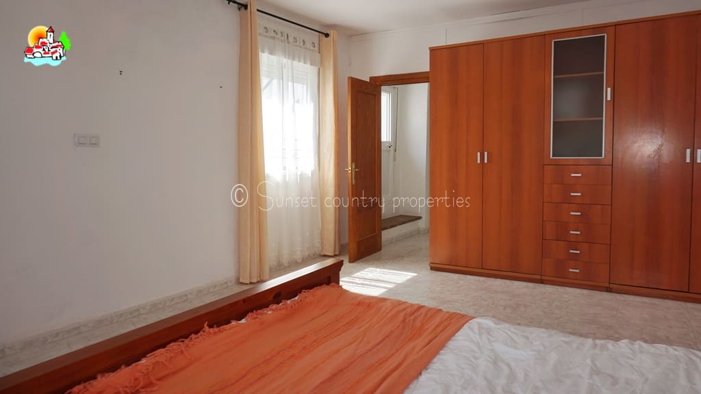 3 soveværelse Byhus til salg i Villanueva de Algaidas - € 119.950 (Ref: 9041386)