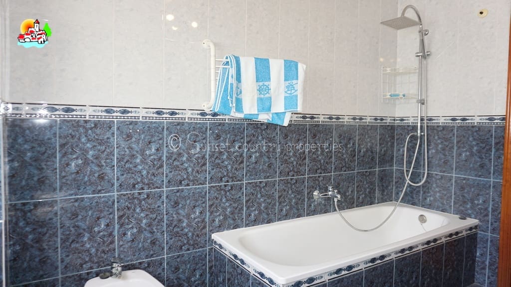 3 soveværelse Byhus til salg i Villanueva de Algaidas - € 119.950 (Ref: 9041386)