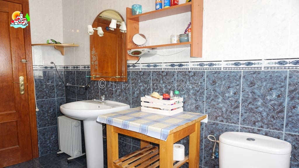 3 soveværelse Byhus til salg i Villanueva de Algaidas - € 119.950 (Ref: 9041386)