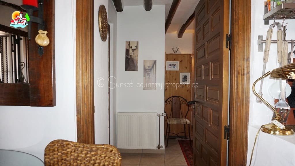 4 bedroom Finca/Country House for sale in Iznajar with pool - € 439,000 (Ref: 9087384)