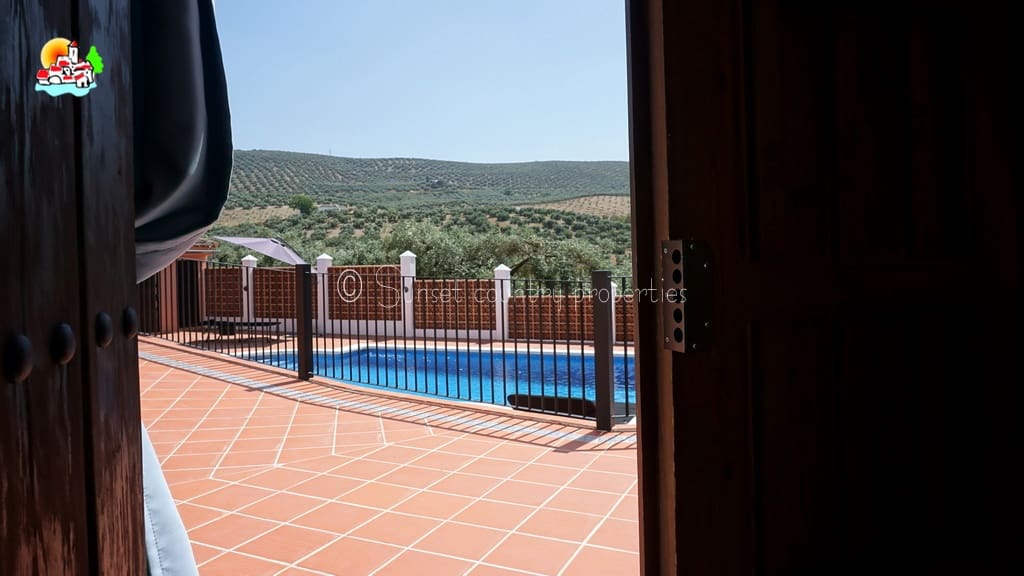 4 bedroom Finca/Country House for sale in Iznajar with pool - € 439,000 (Ref: 9087384)
