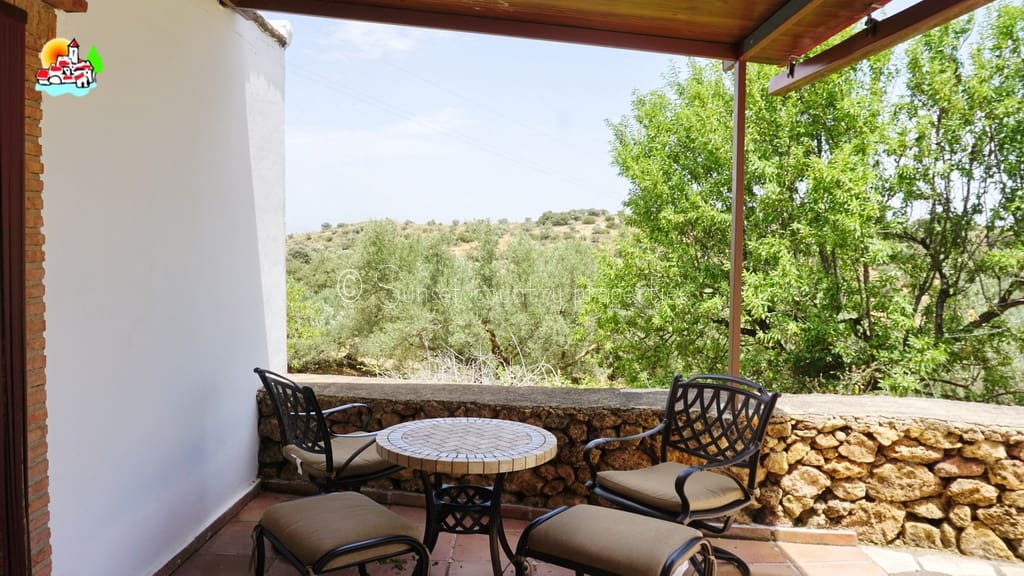 4 soveværelse Finca/Landehus til salg i Loja med swimmingpool garage - € 649.950 (Ref: 9104890)