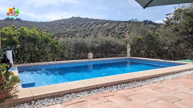 7 camera da letto Finca/Casa di Campagna in vendita in Iznájar - 375.000 € (Rif: 9134965)
